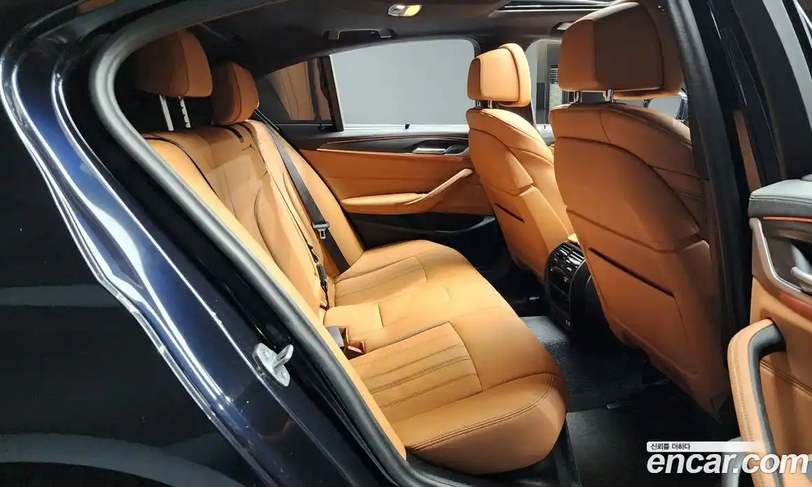 BMW 5-Series 2023 2.0 Автомат в Москве № 187696, фото 9