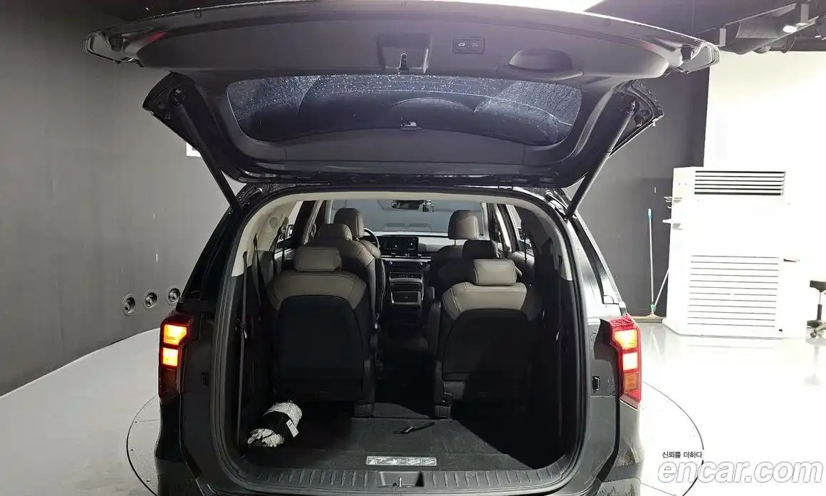 Kia Canival 2025 3.5 Автомат в Москве № 18801, фото 10