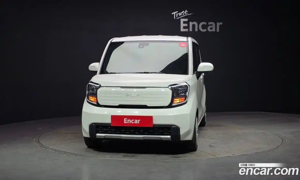 Kia Ray 2023 1.0 Автомат в Москве № 191670, фото 11