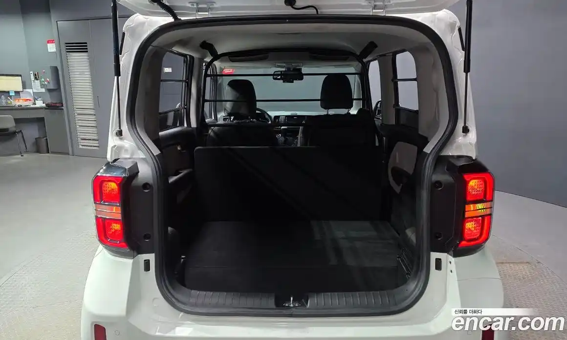 Kia Ray 2023 1.0 Автомат в Москве № 191670, фото 14