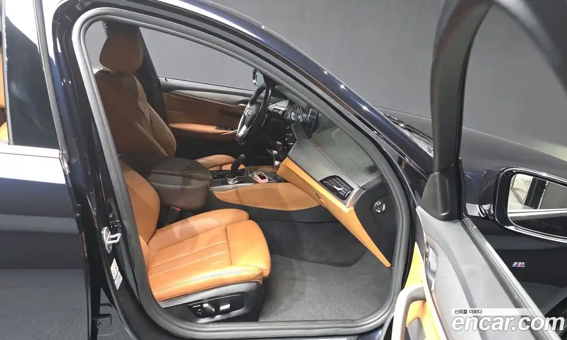 BMW 5-Series 2018 2.0 Автомат в Москве № 192939, фото 16