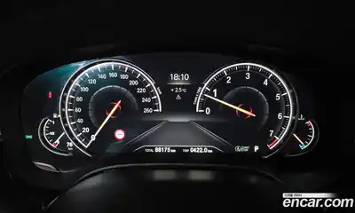 BMW 5-Series 2018 2.0 Автомат в Москве № 192939, миниатюра 8