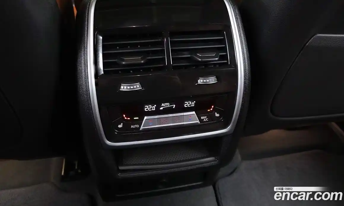 BMW X6 2021 4.4 Автомат в Москве № 193019, фото 4