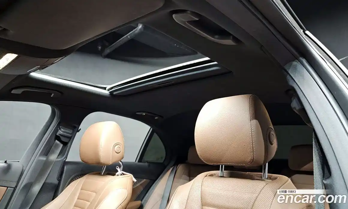 Mercedes-Benz E-Class 2022 2.0 Автомат в Москве № 194676, фото 20