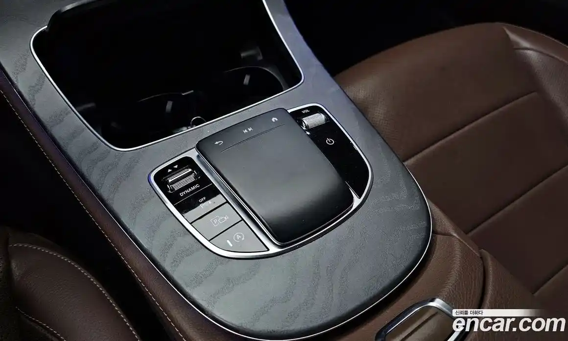 Mercedes-Benz E-Class 2022 2.0 Автомат в Москве № 194676, фото 4