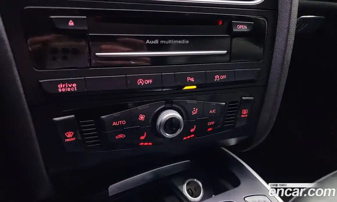 Audi A4 2015 2.0 Автомат в Москве № 194900, фото 4