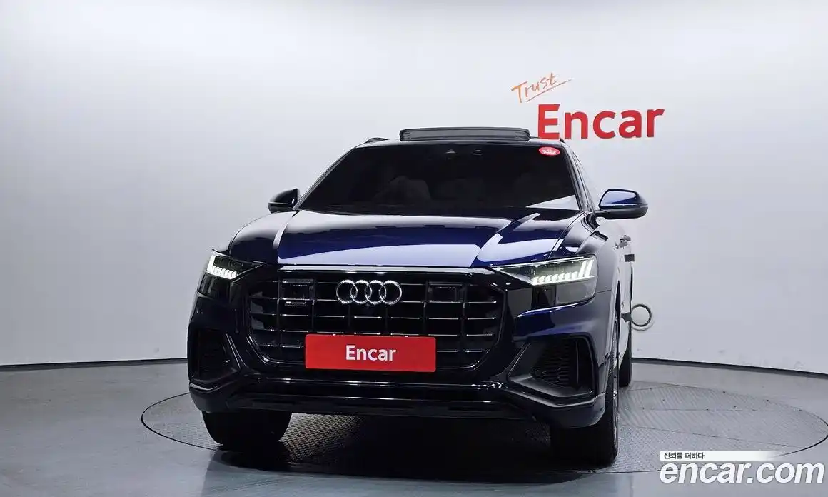 Audi Q8 2021 3.0 Автомат в Москве № 196522, фото 3