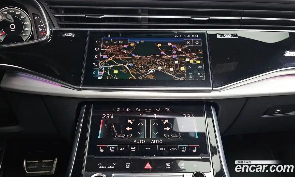 Audi Q8 2021 3.0 Автомат в Москве № 196522, фото 5