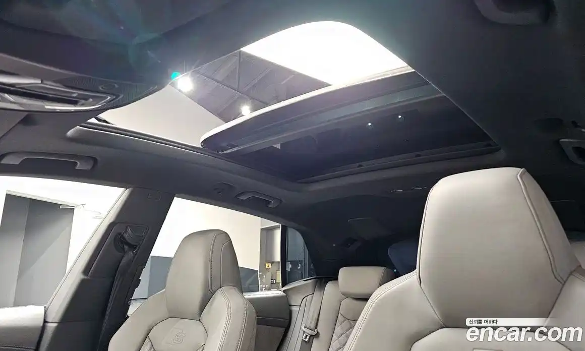 Audi Q8 2021 3.0 Автомат в Москве № 196522, фото 8