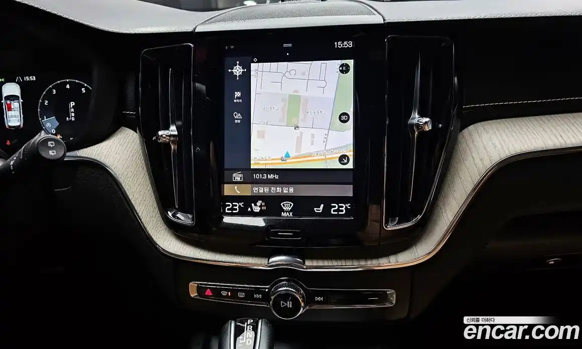 Volvo XC60 2019 2.0 Автомат в Москве № 197089, фото 10