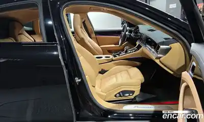 Porsche Panamera 2018 3.0 Автомат в Москве № 197432, миниатюра 7