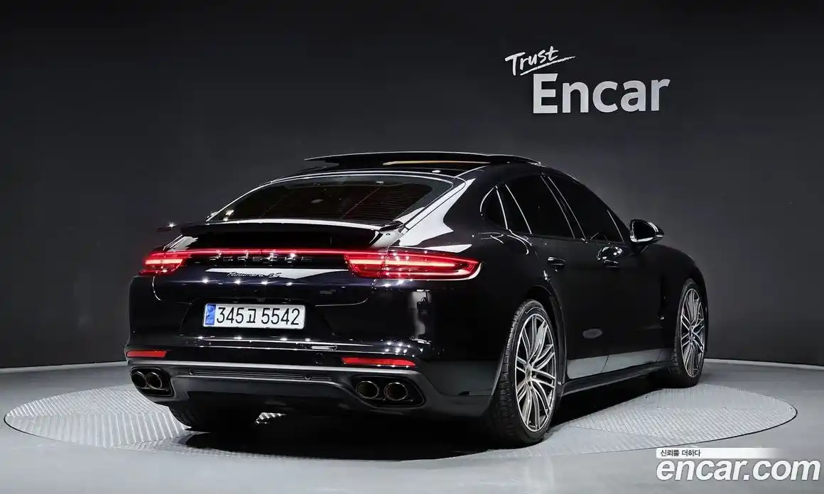 Porsche Panamera 2018 3.0 Автомат в Москве № 197432, фото 8