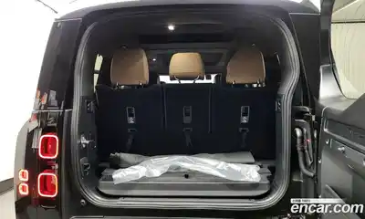 Land Rover Defender 2025 3.0 Автомат в Москве № 198107, миниатюра 2