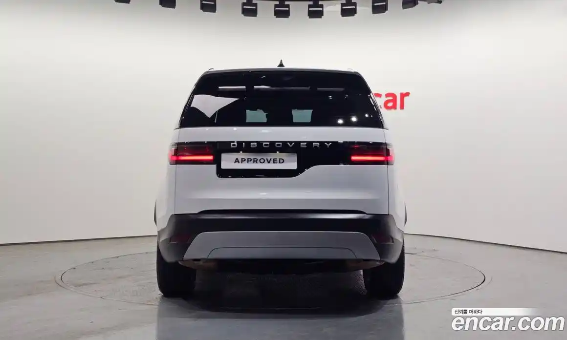 Land Rover Discovery 2025 3.0 Автомат в Москве № 198112, фото 11