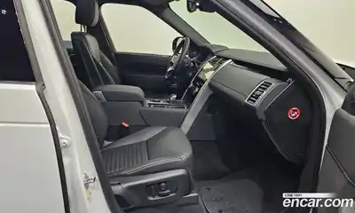 Land Rover Discovery 2025 3.0 Автомат в Москве № 198112, миниатюра 8