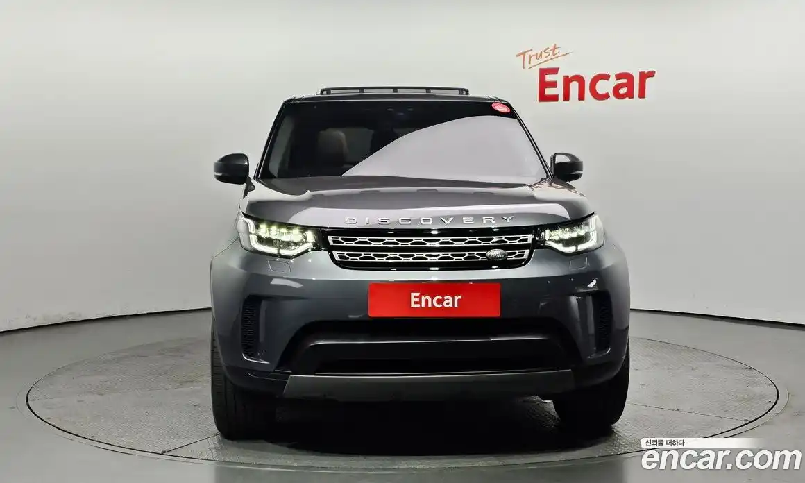 Land Rover Discovery 2018 2.0 Автомат в Москве № 198256, фото 18