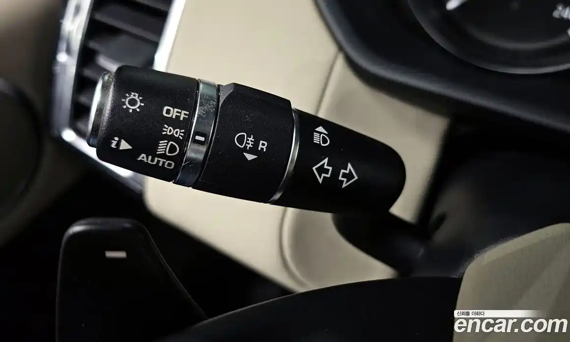 Land Rover Discovery 2018 2.0 Автомат в Москве № 198256, фото 10