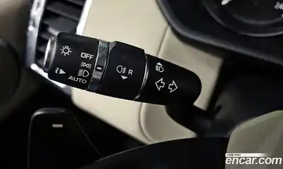 Land Rover Discovery 2018 2.0 Автомат в Москве № 198256, миниатюра 10