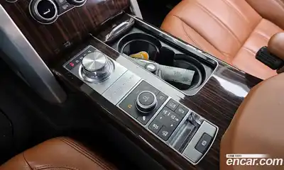 Land Rover Range-Rover 2017 5.0 Автомат в Москве № 198294, миниатюра 12