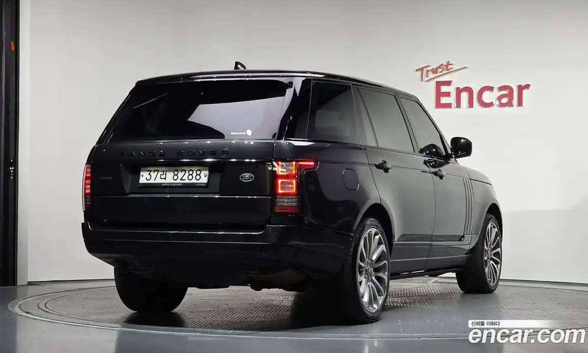 Land Rover Range-Rover 2017 5.0 Автомат в Москве № 198294, фото 18