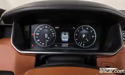 Land Rover Range-Rover 2017 5.0 Автомат в Москве № 198294, миниатюра 8