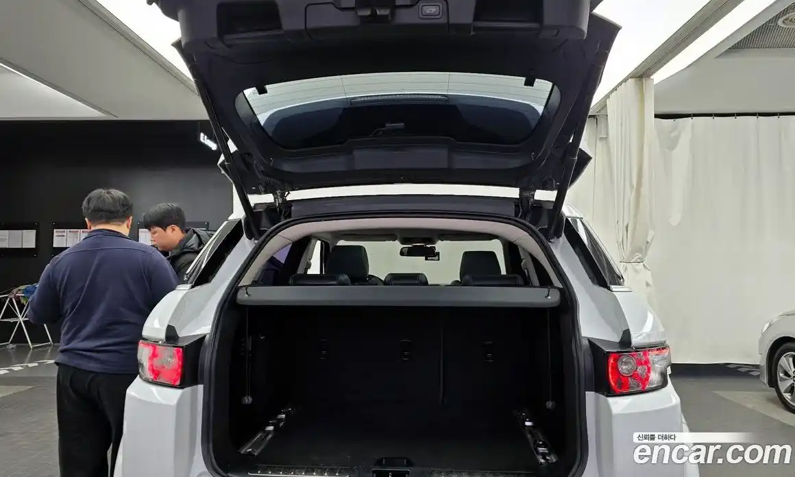 Land Rover Range-Rover Evoque 2012 2.2 Автомат в Москве № 213662, фото 14