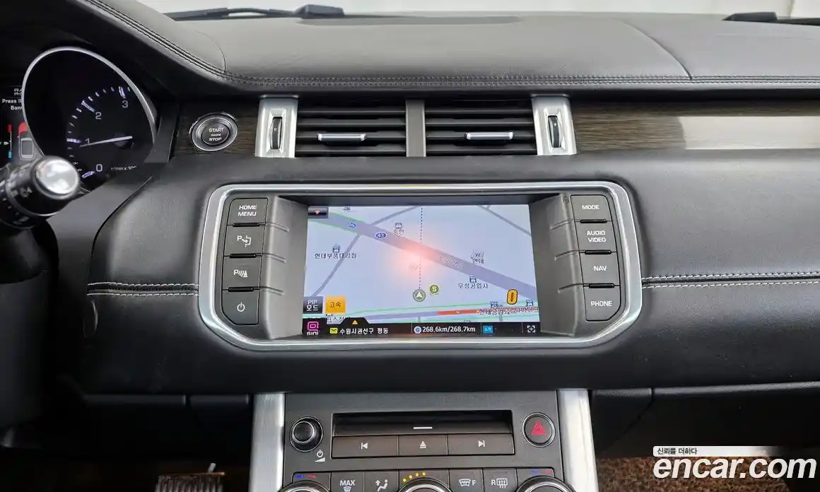 Land Rover Range-Rover Evoque 2012 2.2 Автомат в Москве № 213662, фото 15