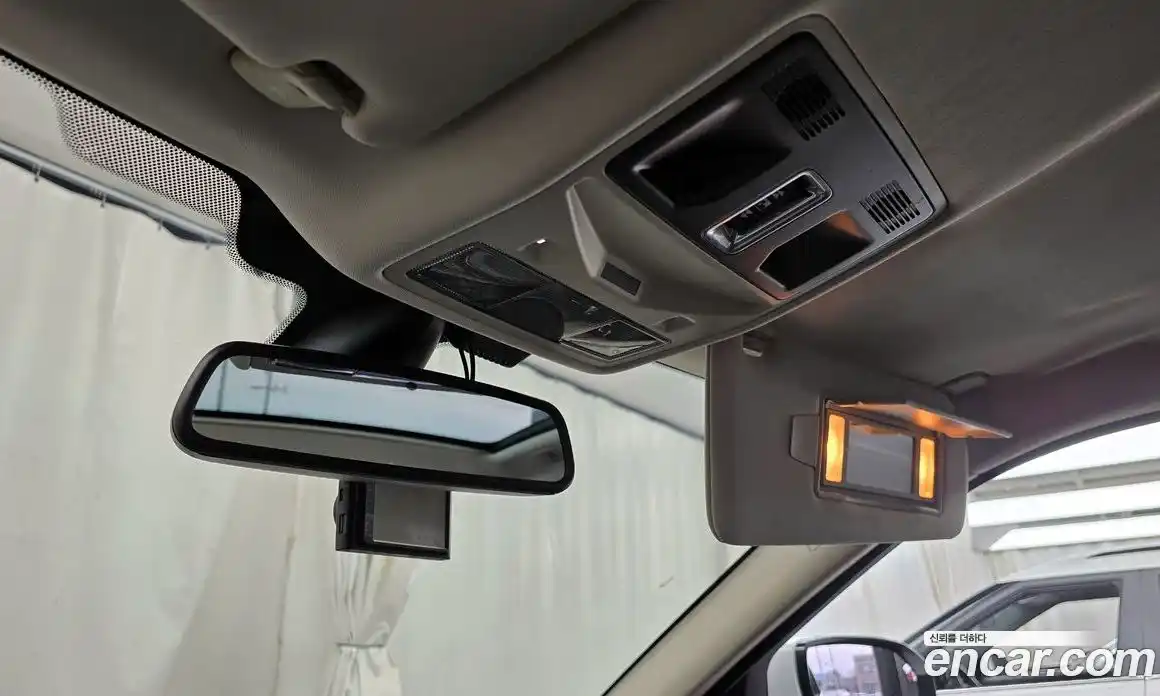 Land Rover Range-Rover Evoque 2012 2.2 Автомат в Москве № 213662, фото 19