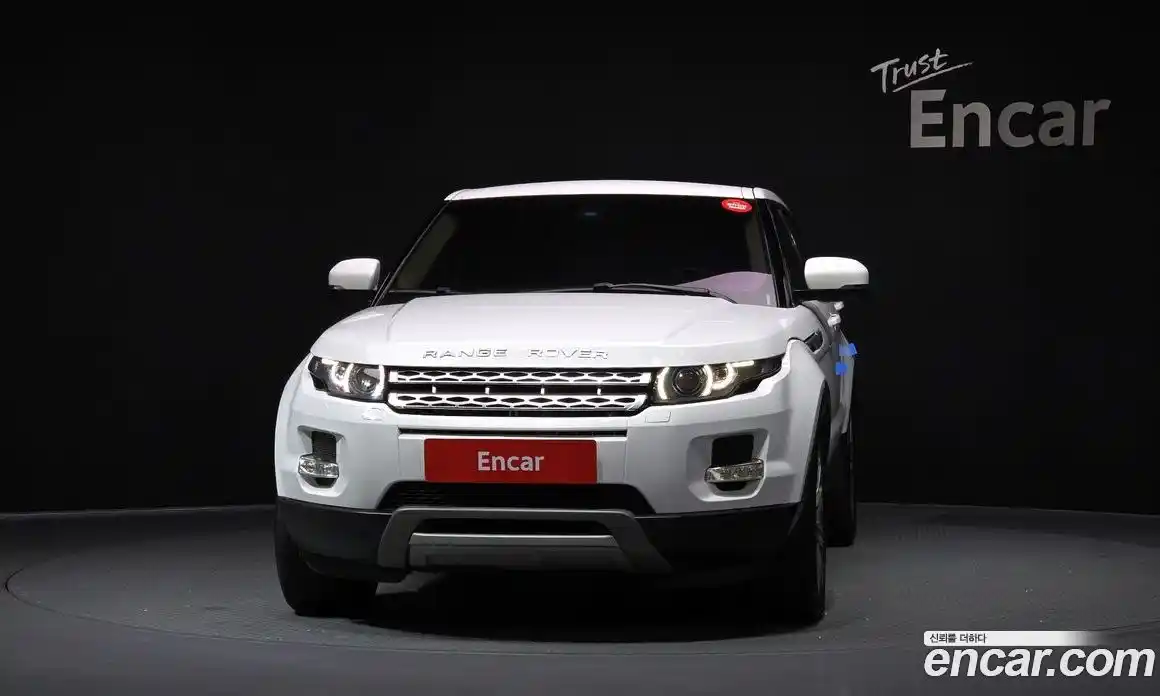 Land Rover Range-Rover Evoque 2012 2.2 Автомат в Москве № 213662, фото 7
