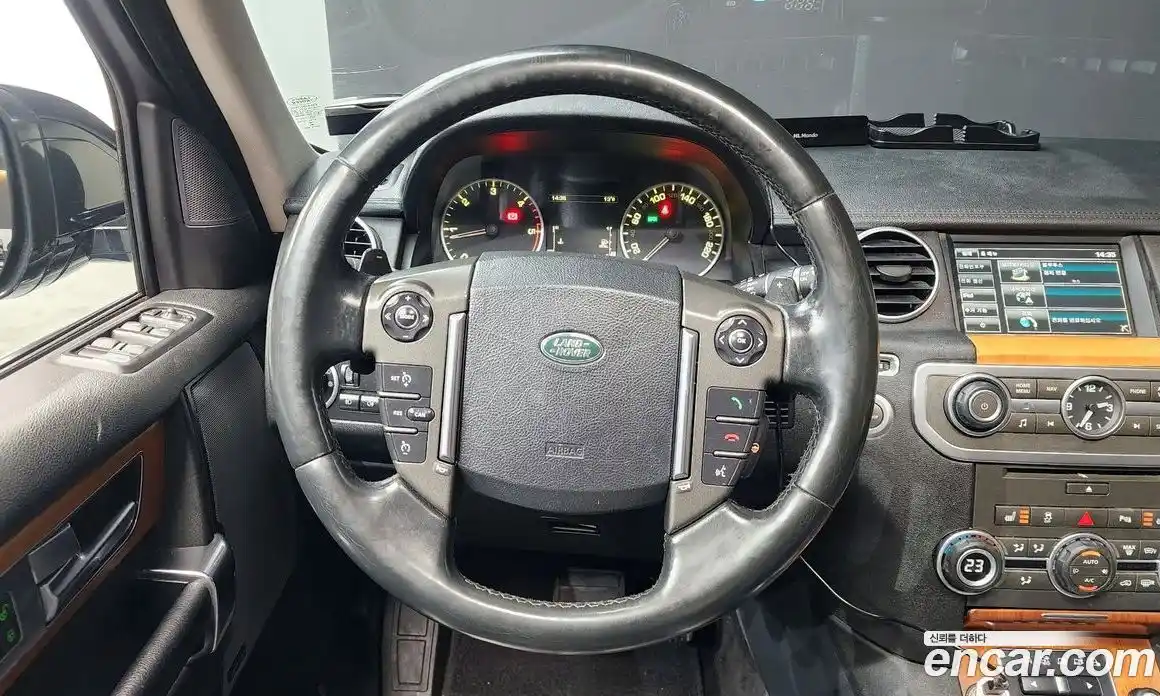 Land Rover Discovery 2015 3.0 Автомат в Москве № 213861, фото 11