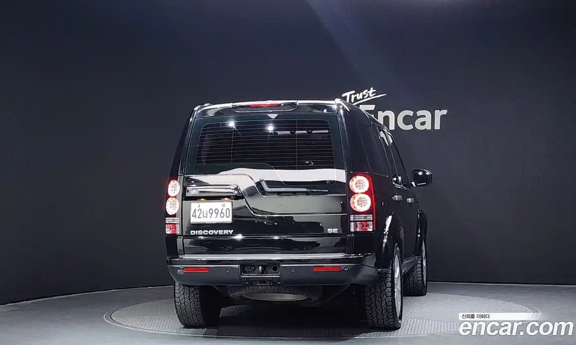 Land Rover Discovery 2015 3.0 Автомат в Москве № 213861, фото 17