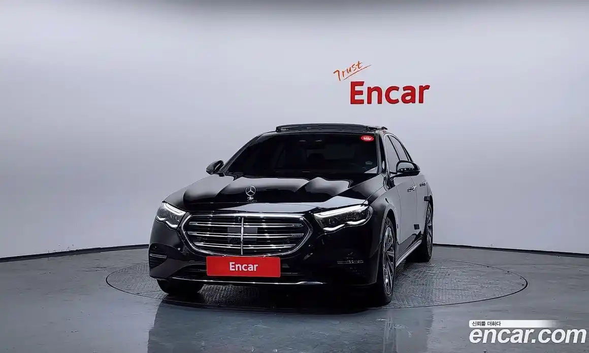 Mercedes-Benz E-Class 2024 2.0 Автомат в Москве № 217949, фото 1