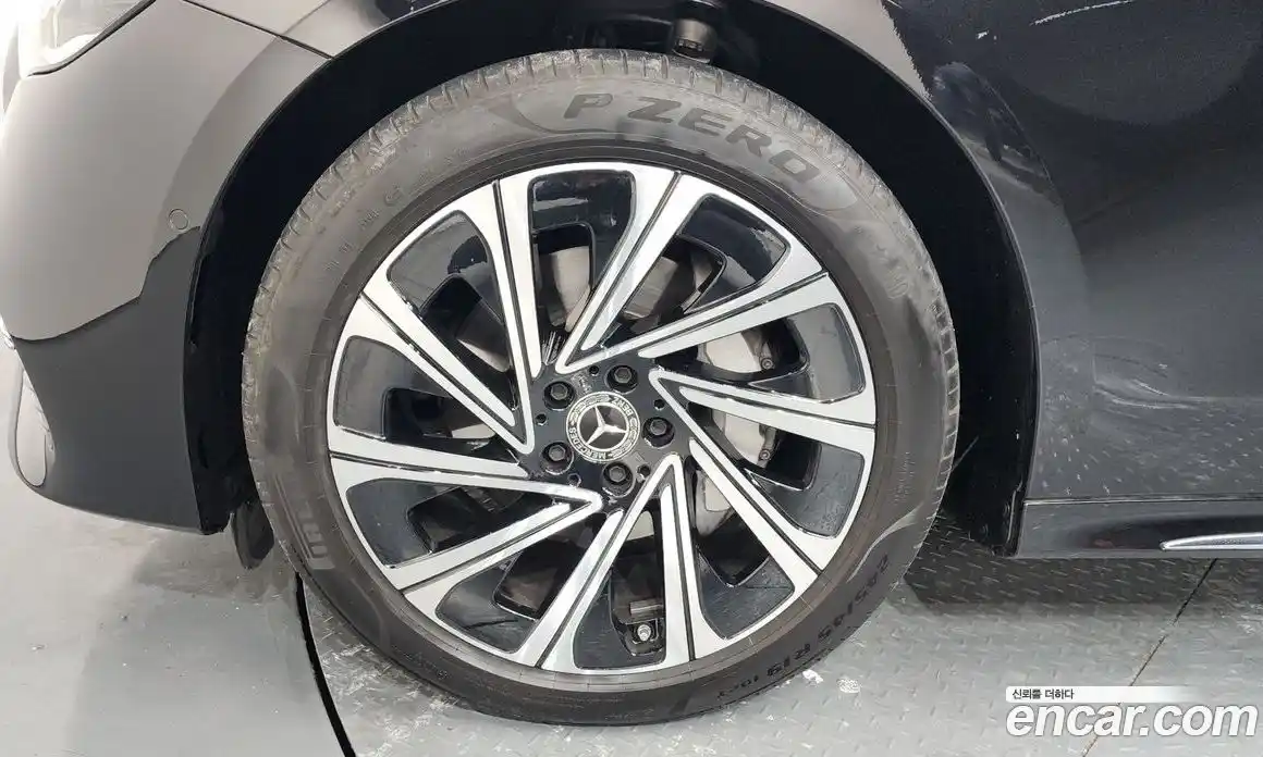 Mercedes-Benz E-Class 2024 2.0 Автомат в Москве № 217949, фото 14