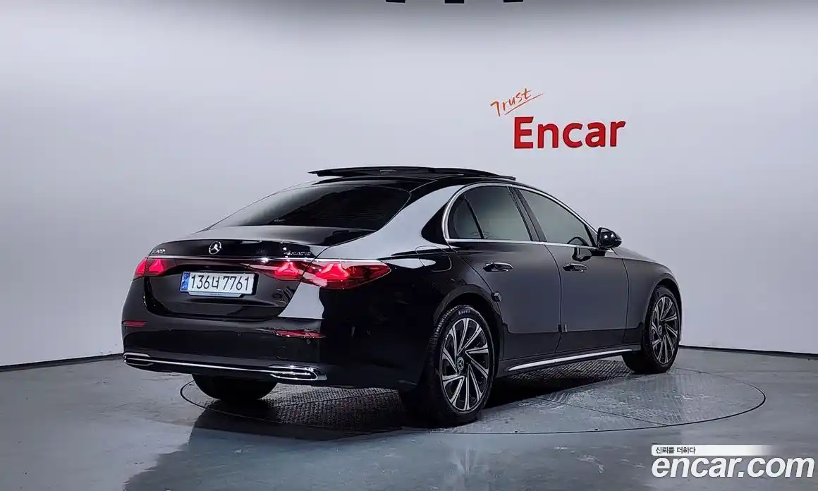 Mercedes-Benz E-Class 2024 2.0 Автомат в Москве № 217949, фото 17