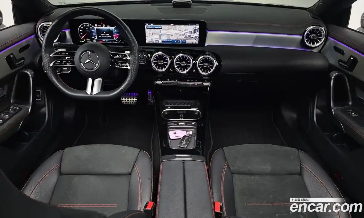 Mercedes-Benz CLA-Class 2024 2.0 Автомат в Москве № 219380, фото 1