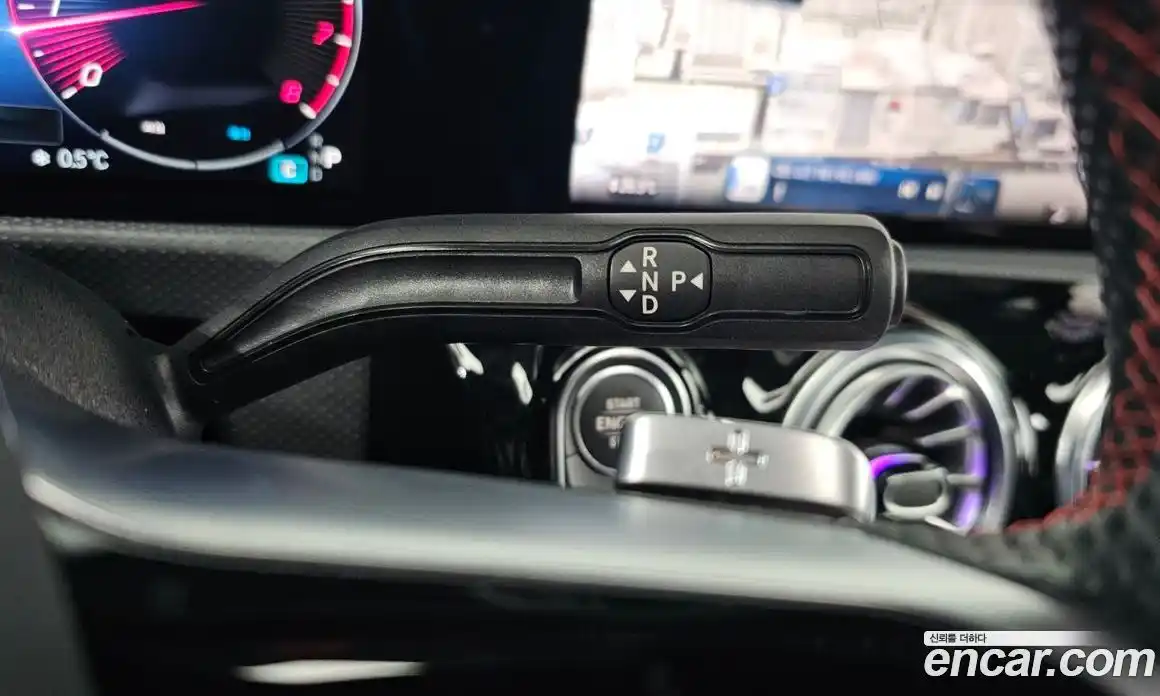 Mercedes-Benz CLA-Class 2024 2.0 Автомат в Москве № 219380, фото 20