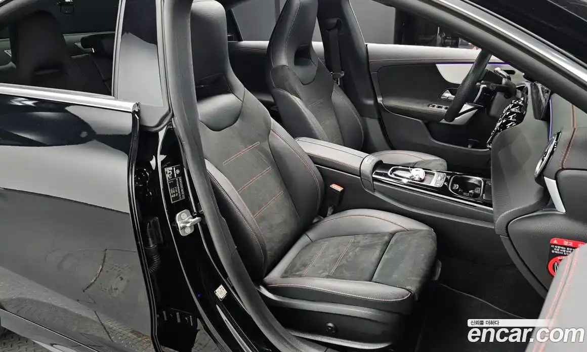 Mercedes-Benz CLA-Class 2024 2.0 Автомат в Москве № 219380, фото 3