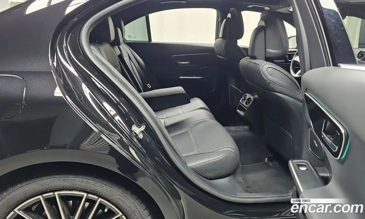 Mercedes-Benz C-Class 2024 2.0 Автомат в Москве № 223028, фото 12