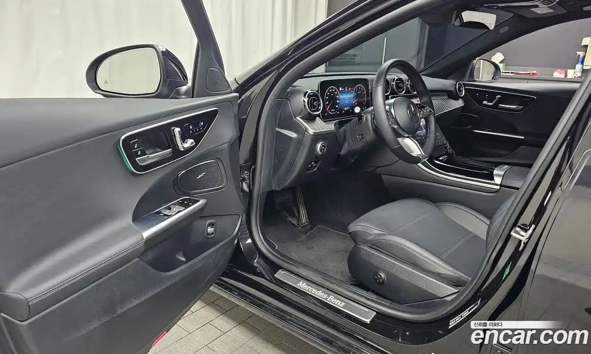 Mercedes-Benz C-Class 2024 2.0 Автомат в Москве № 223028, фото 16