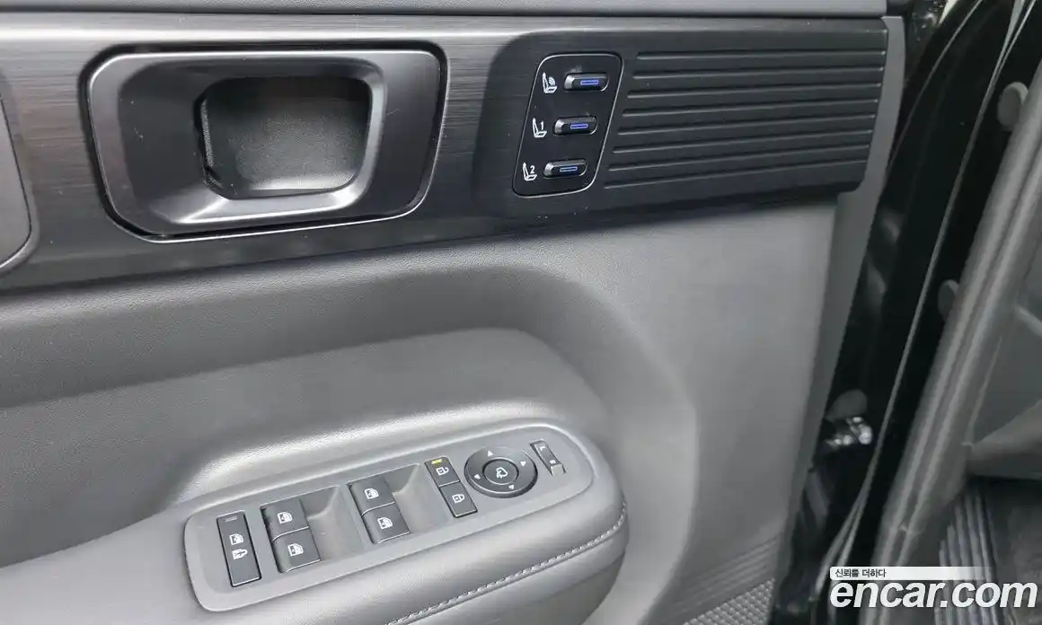 Hyundai Santa Fe 2024 1.6 Автомат в Москве № 2268, фото 7