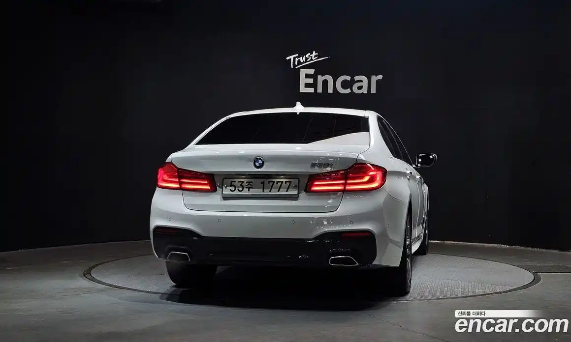 BMW 5-Series 2017 2.0 Автомат в Москве № 229301, фото 4