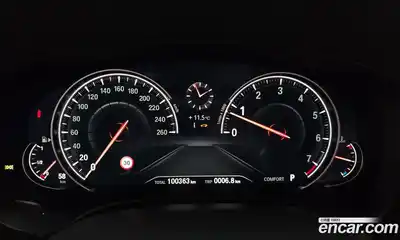 BMW 5-Series 2017 2.0 Автомат в Москве № 229301, миниатюра 6