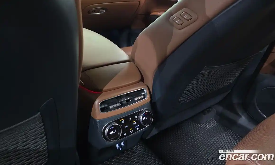 Genesis GV70 2021 2.5 Автомат в Москве № 23025, фото 9