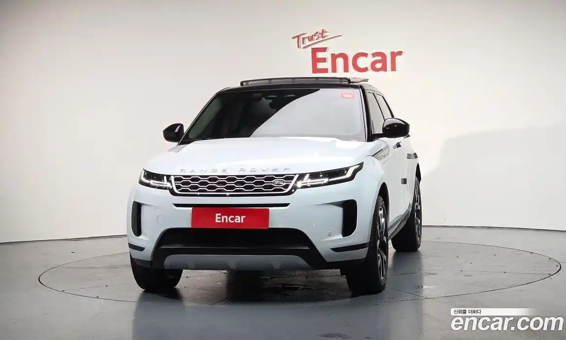 Land Rover Range-Rover Evoque 2023 2.0 Автомат в Москве № 231184, фото 10