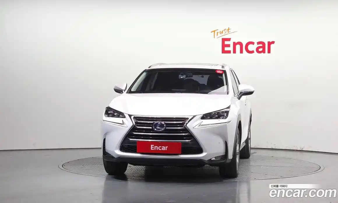Lexus NX 2015 2.5 Автомат в Москве № 232026, фото 9