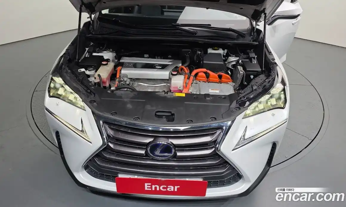 Lexus NX 2015 2.5 Автомат в Москве № 232026, фото 10