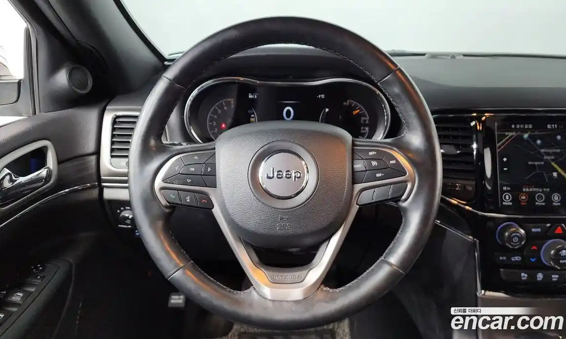 Jeep Cherokee 2019 3.6 Автомат в Москве № 232539, фото 14