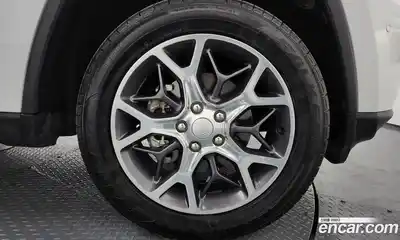 Jeep Cherokee 2019 3.6 Автомат в Москве № 232539, миниатюра 4