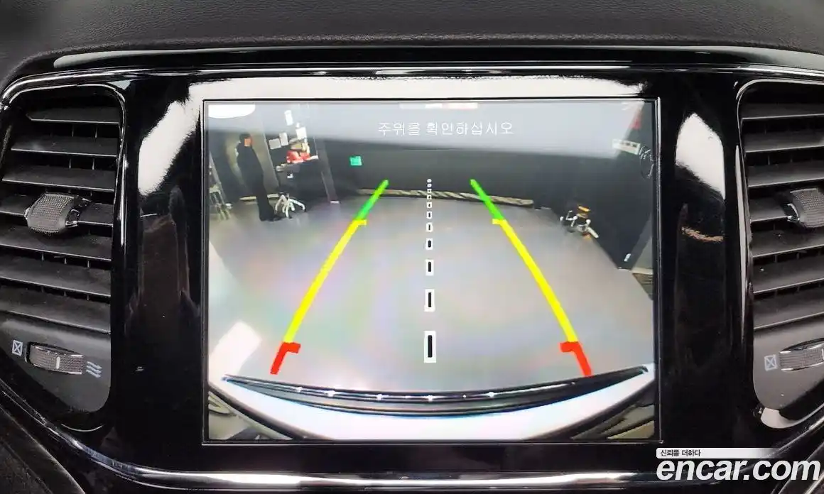 Jeep Cherokee 2019 3.6 Автомат в Москве № 232539, фото 9