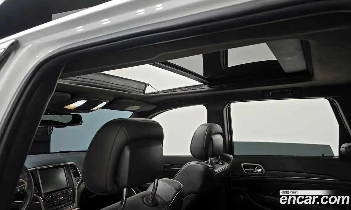 Jeep Cherokee 2014 3.0 Автомат в Москве № 232624, фото 14